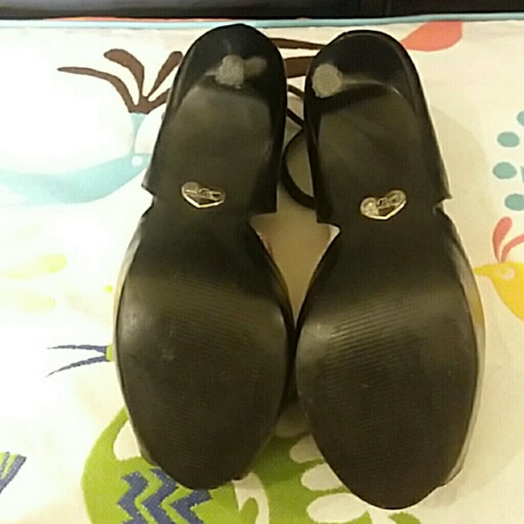 amazing black Betsey Johnson stilettos size 8 - Picture 4 of 5